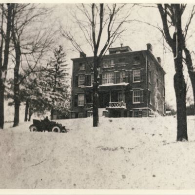Reynolds Tavern circa 1912, on Route 121, Cross River