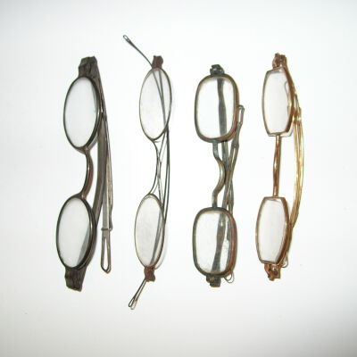 Eyeglasses