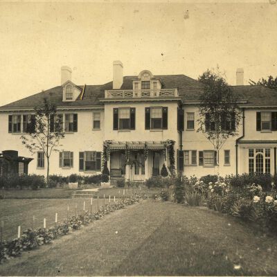 S.B. Hunt House