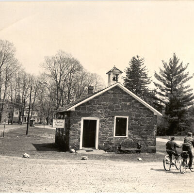 Bedford School House, 1829 / "Stone Jug School House"