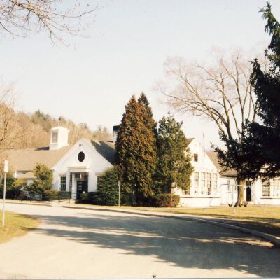 Bedford Elementary School, 1994