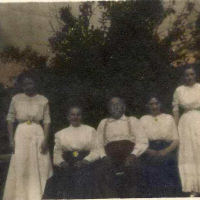 Philip Henry Kinkel and wife, Marie K. Volk Kinkel, with three daughters