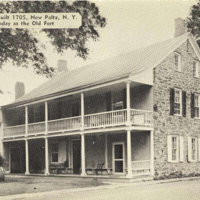 Du Bois House, New Paltz, built 1705
