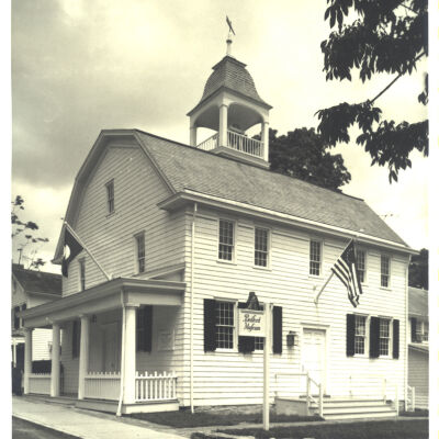 Court House showing Bedford Museum Sign