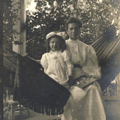 Hope Bedell and her mother, Phebe Lewis