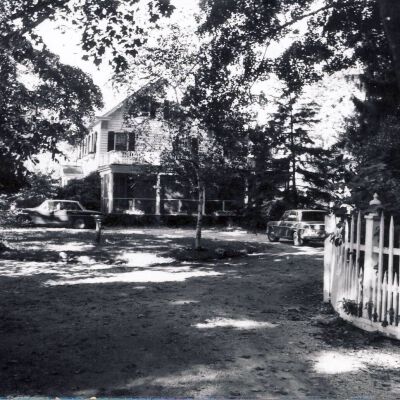 The Sutton Senior's House on the NW corner of Guard Hill and Succabone Roads