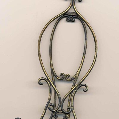 Easel
