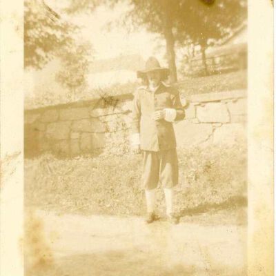 Unknown man in pilgrim costume