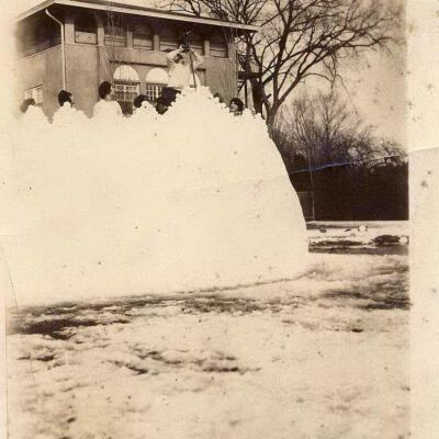 Written on back: "Colgate"