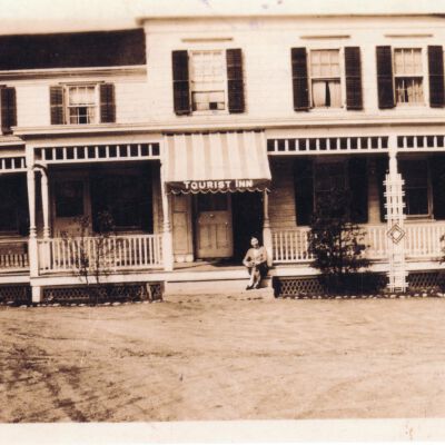 Tourist Inn