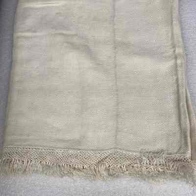 Dresser cloth