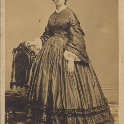 An unknown woman