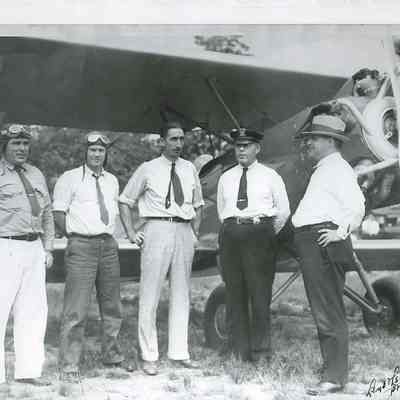Police chief Frank Malette, Officer Tom Day, Web Schmaling, Red Kerr, Jim McClean
