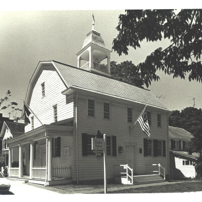 Court House showing Bedford Museum Sign