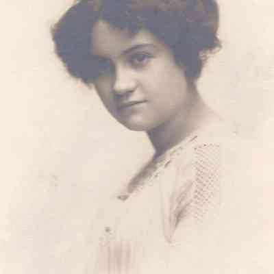 "Ginny" Shearon, Christmas, 1911 - "To India"