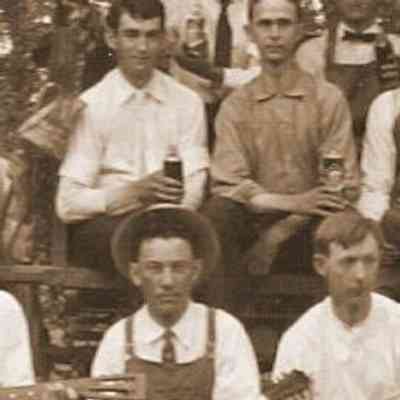 "B.U." - musicians in park, ca 1890s