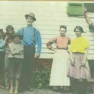 "Family" photo - Grover portrait. Elmer, Fred, Henry, Grover, Emma, Ada, Henry, Sr. 1907 photo