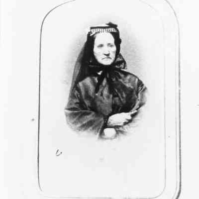"Grandma Overall" - Eliza Ann Williams (1807 - 1878) "A Remarkable Family Resemblance" - Overall Collection