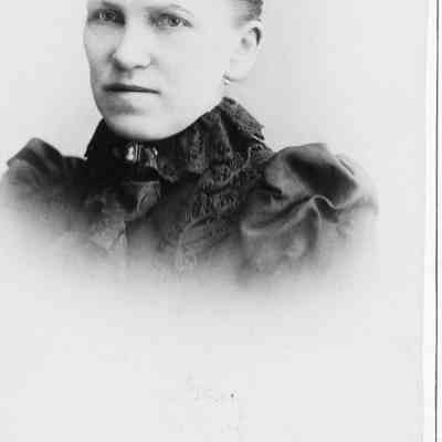 "Mrs. Linnemann" 1880 - 1906