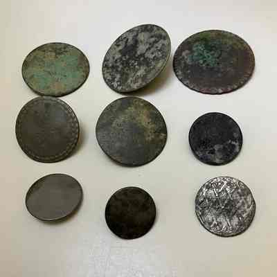 Buttons
