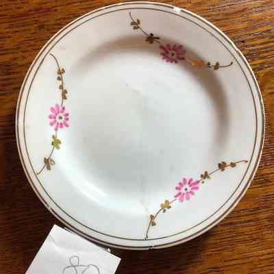 Cup plate