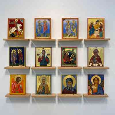 W03 12 Contemporary Icons