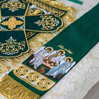 Z001a OT Trinity Bible Bookmark & 4 Evangelists Veil in the style of the Book of Kells