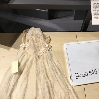 2000.515.24