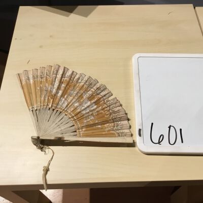 601