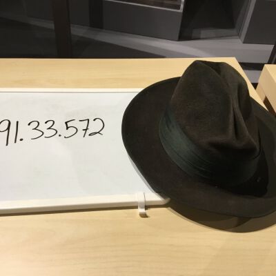 91.33.572