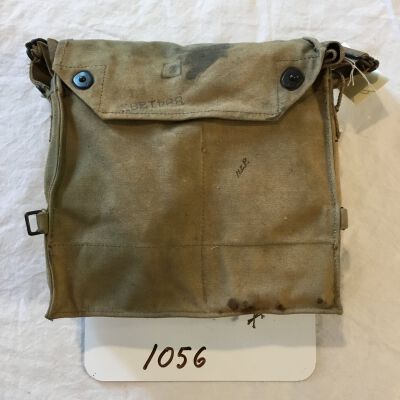 1056 Gas Mask in Case