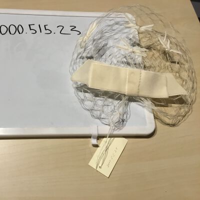 2000.515.23