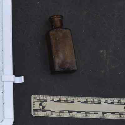 Glass 4.40 Amber Sample Bottle