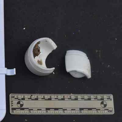 Glass 3.28 Milk Glass Cosmetic Jar