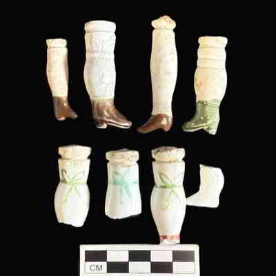 CERAMIC DOLL LEGS 7