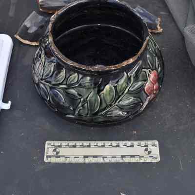Vessel 7.12 Victorian Majolica Cuspidor