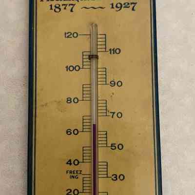 Parisian Novelty Company, thermometer (Piscataqua Savings Bank), Chicago, Ill., ca. 1927