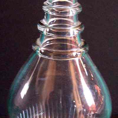 Decanter, probably England, 1789-1800