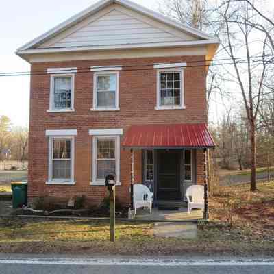 211 Barrytown Road