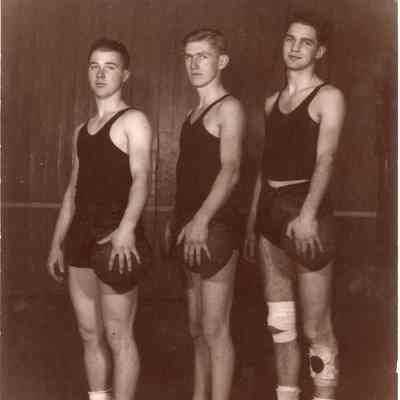 Basketball team photo, 1938