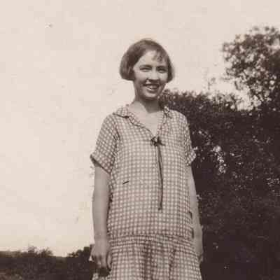 Mary (Brenzel) Clum
