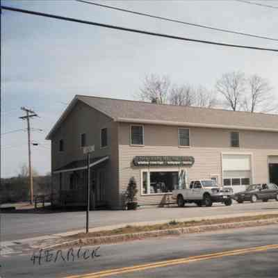 7362 South Broadway - 1999
