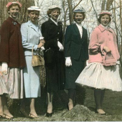 Anna Teator and four daughters