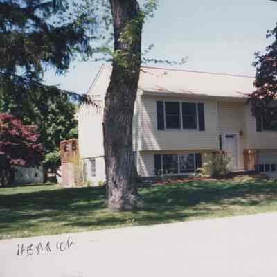 28 Thompson Street - 1999