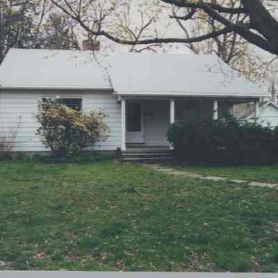 9 Fraleigh St. Information