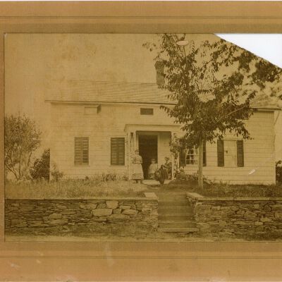 Norman Mead House, Upper Red Hook
