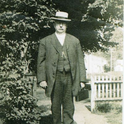 Dr. Harris L. Cookingham
