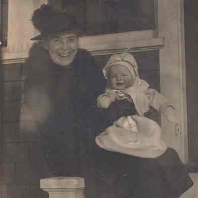 Rosalie Fraleigh holding David Fraleigh as a baby