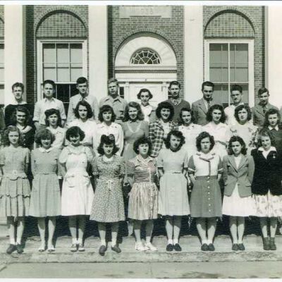 Red Hook Central High School Graduation Class of 1946