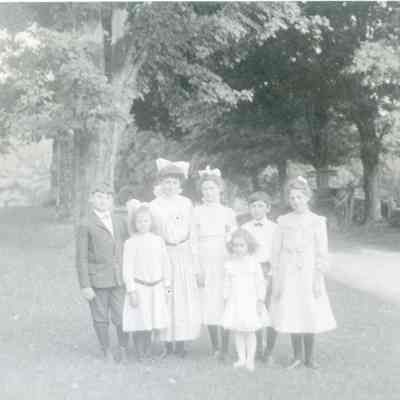 The Sittenham, Green and Teator children